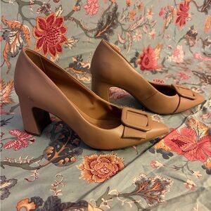 Anne Klein Barretta pumps